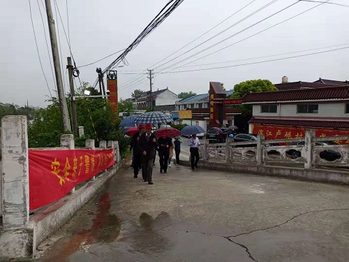 天星港項(xiàng)目省水利廳專(zhuān)家組稽查 (2)
